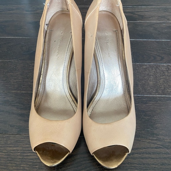 BCBGeneration Leather Pumps - Picture 1 of 4